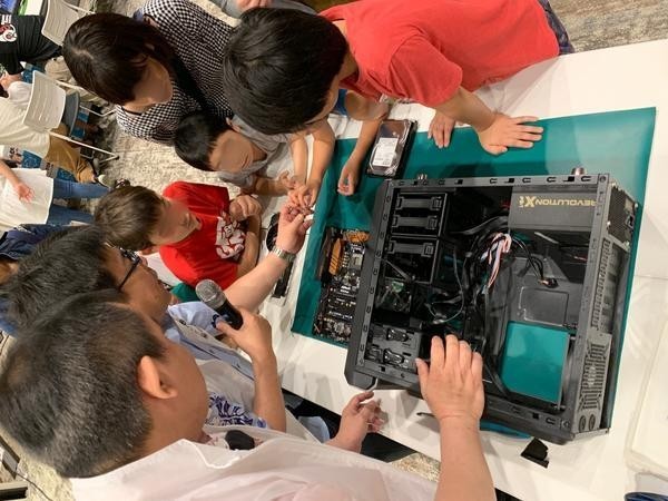 PC組み立て体験