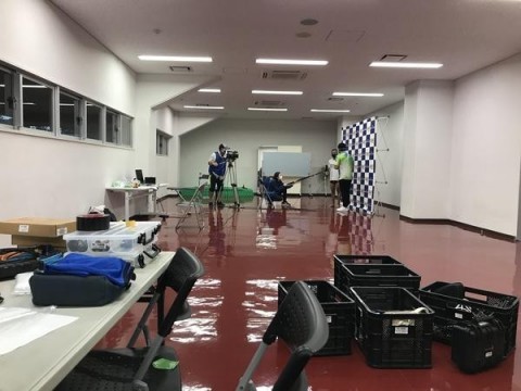 インタビューエリア